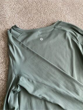 Lululemon long sleeve top
